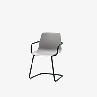 Стул Varya из полипропилена с консольным основанием и подлокотниками