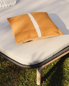 Чехол для подушки Daila оранжевого цвета 100% ПЭТ с рисунком в стиле икат 50 x 50 см