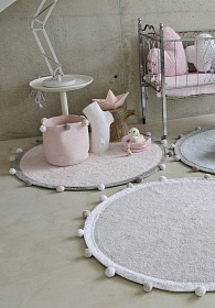 Корзина с помпонами розовая 30*30*30