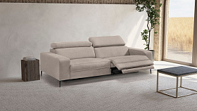 Диван с реклайнером Oki