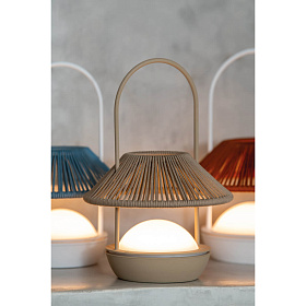 Уличная переносная настольная лампа Candela