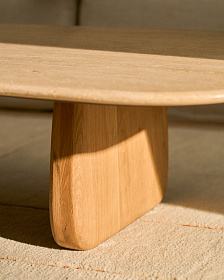 Журнальный столик Pirita из бежевого травертина с ножками из дуба натурального цвета, 147 x 65 см 