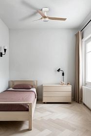 Потолочный вентилятор MINI PUNT S Ш900mm белый 3 P светлое дерево 10W CCT