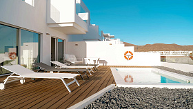 Раскладной шезлонг на колесиках Stack