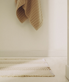 Коврик для ванной Bina из 100% хлопкового жаккарда цвета экрю 50 x 70 см