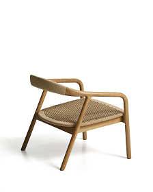 Кресло уличное Derile из дуба с натуральной отделкой и бежевой веревки