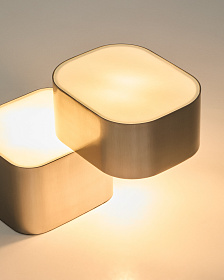 Настольная лампа Tanden из серого металла с матовой отделкой