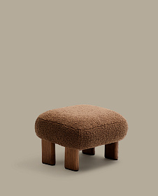 Пуф Cabana Taupe Boucle с ножками в отделке орех 65x55,4 