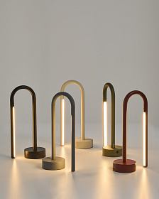 Переносная настольная лампа Bow из зеленого алюминия