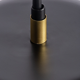 Настольная лампа 28685 черного/золотого цвета