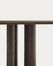 Mailen Овальный стол из ясеневого шпона с темной отделкой Ø 220 x 105 см