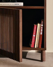 Прикроватная тумбочка Beyla из ясеня с отделкой под орех